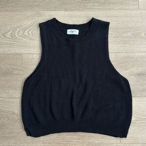 Carly Jean Los Angeles Black Knit Cropped Tank Top